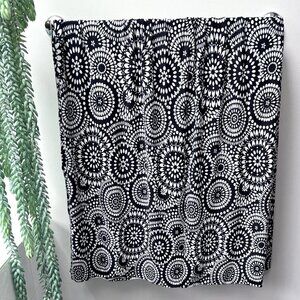 Black and White Knit Fabric Mandala Floral 1 1/8 Yds 64 in Wide